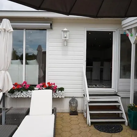 With Waterfront Sauna And Boat * Loosdrecht